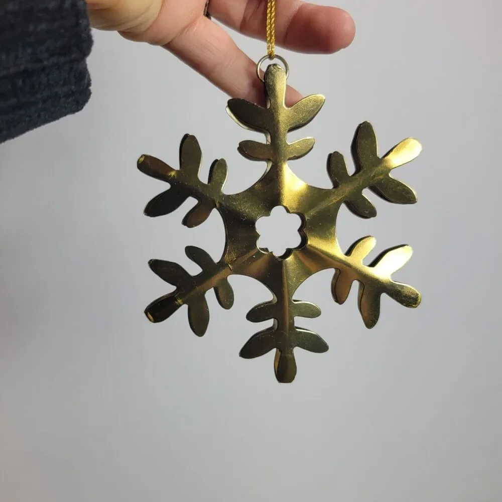Golden Metal Snowflake Christmas‎ Ornament With Hanging Loop